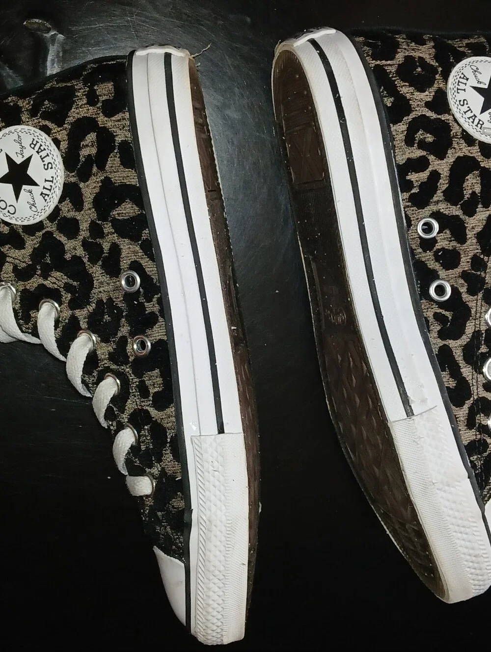 Converse Chuck Taylor All Star Leopard Kids High Top Shoe Size 3 - Picture 2 of 5